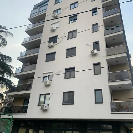 Birght &cozy 100 Mbps Wi-fi&free Parking * Skopje